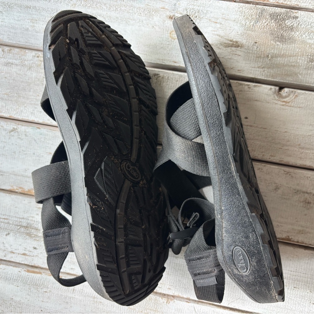 Men’s Chaco Sandals – Size 9 (Black) - Picture 6 of 8